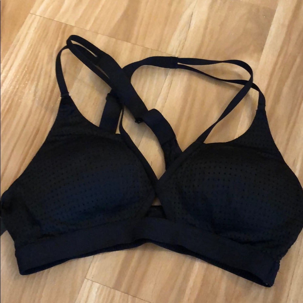 Victoria’s Secret sports bra 32b